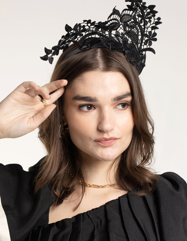 Black Lace Sculptured Fascinator