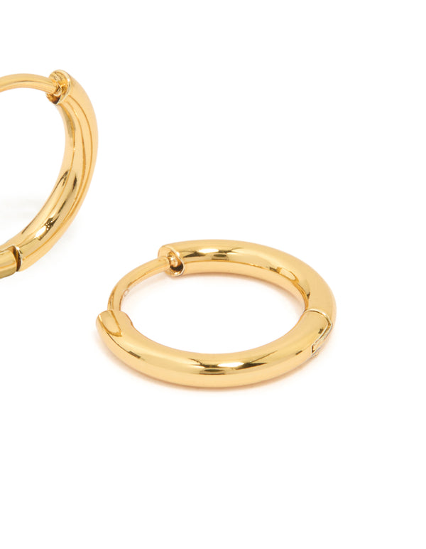 Designed with waterproof gold plated stainless steel core clicker earrings 14 MM and huggie closure post detail view
