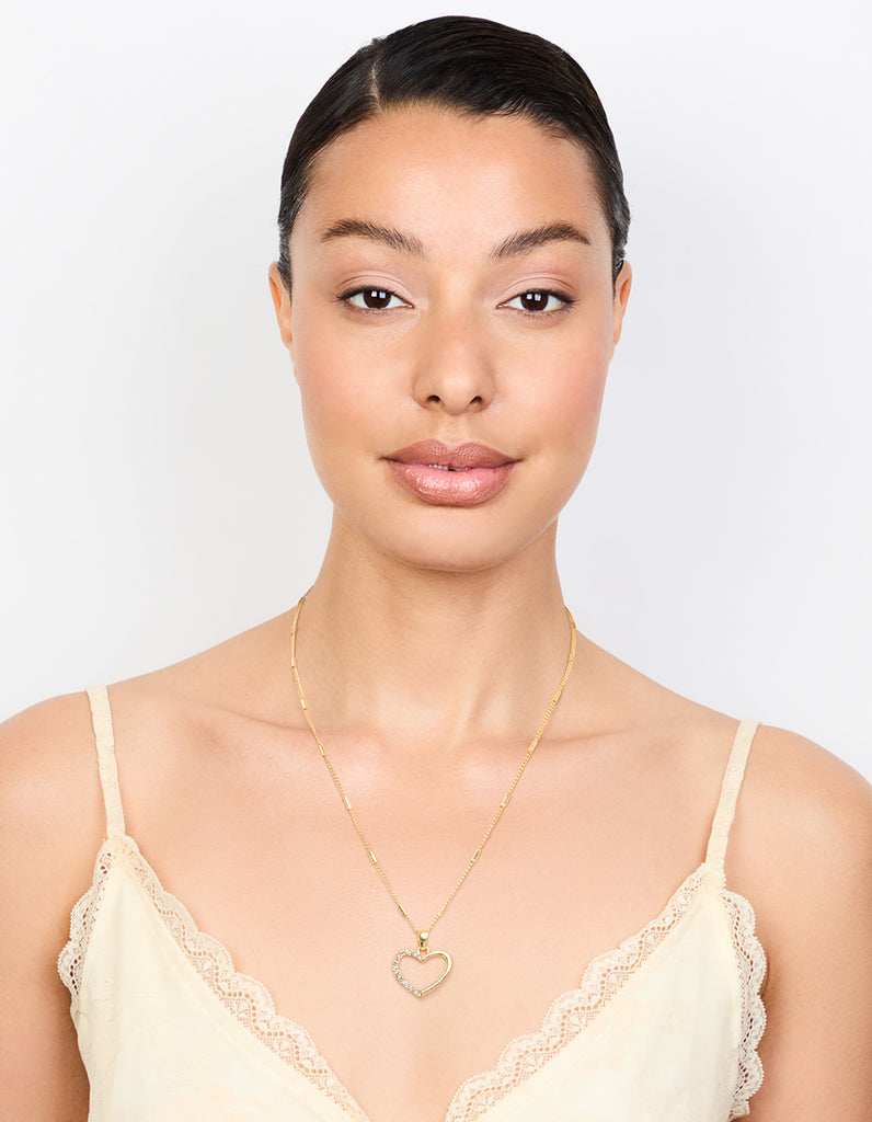 Gold Tab Diamante Open Heart Necklace - Lovisa