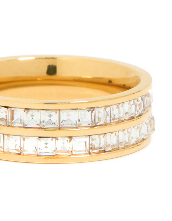 Designed with waterproof gold plated stainless steel and square cubic zirconia double layered ring close up view