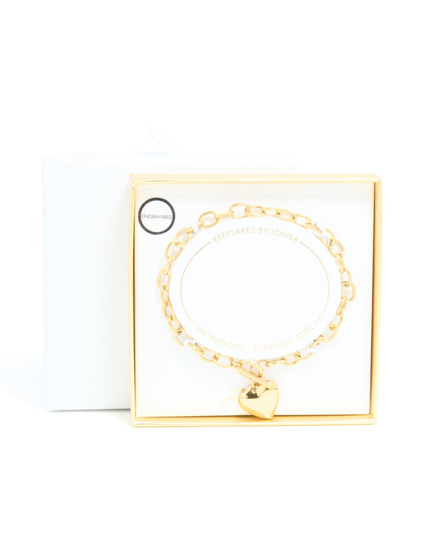 Designed with waterproof gold plated stainless steel chunky heart charm bracelet close up view