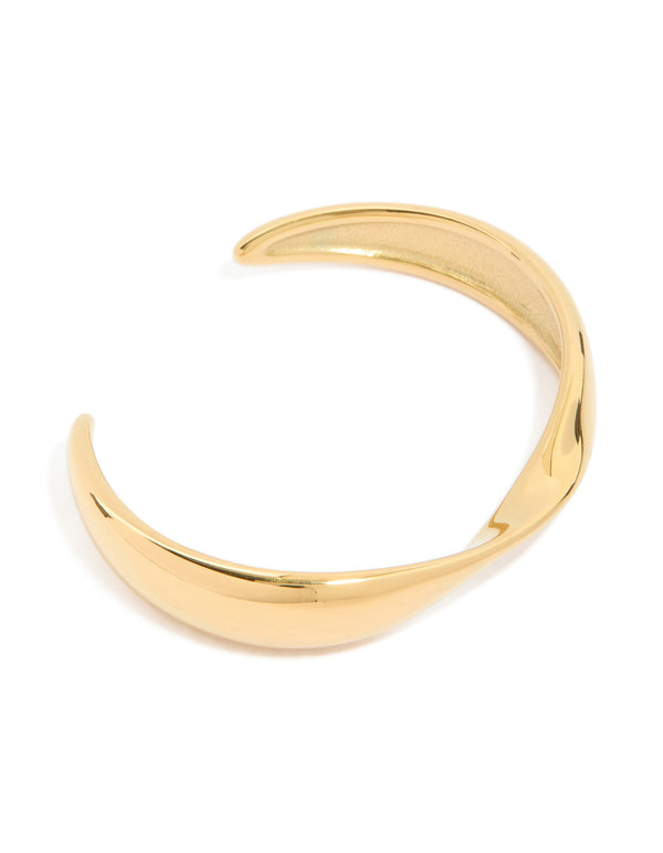 Crafted from waterproof rose gold plated stainless steel, this twisted wrist cuff features a sleek design front view