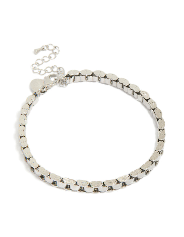 Explore this waterproof stainless steel link chain bracelet in silver front view
