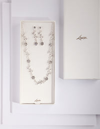 GFBX SS DIA FLORAL NECK & ER - link has visual effect only