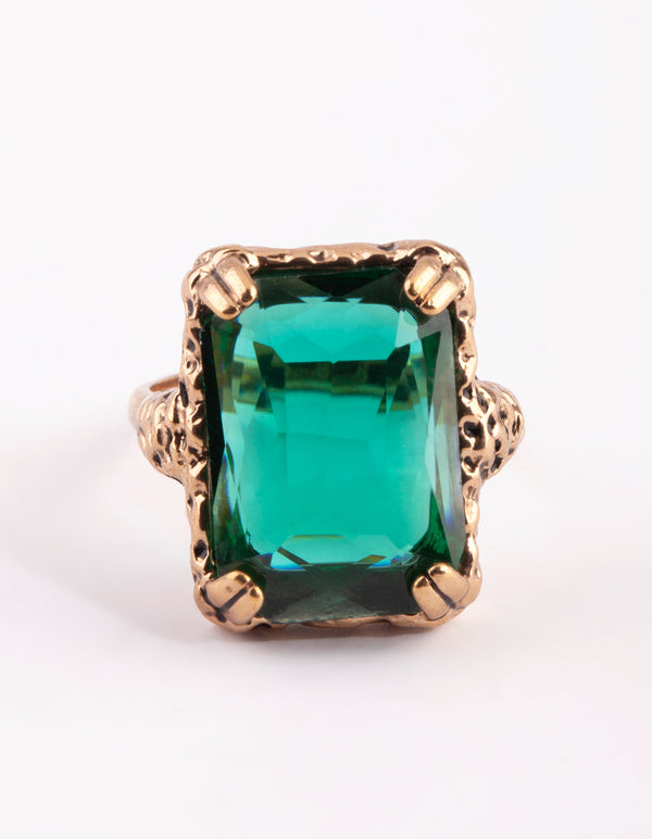 Emerald Square Cut Stone On Gold Band