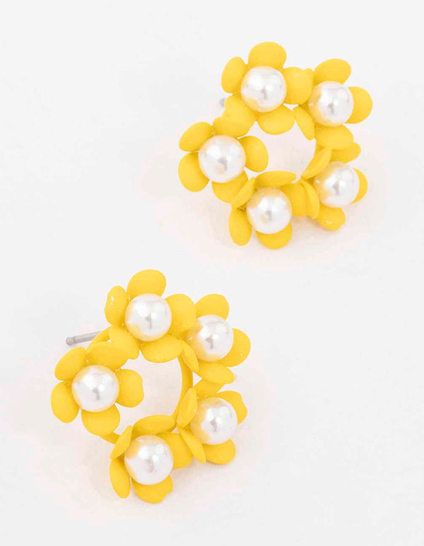 Yellow Flower & Pearl Circular Stud Earrings