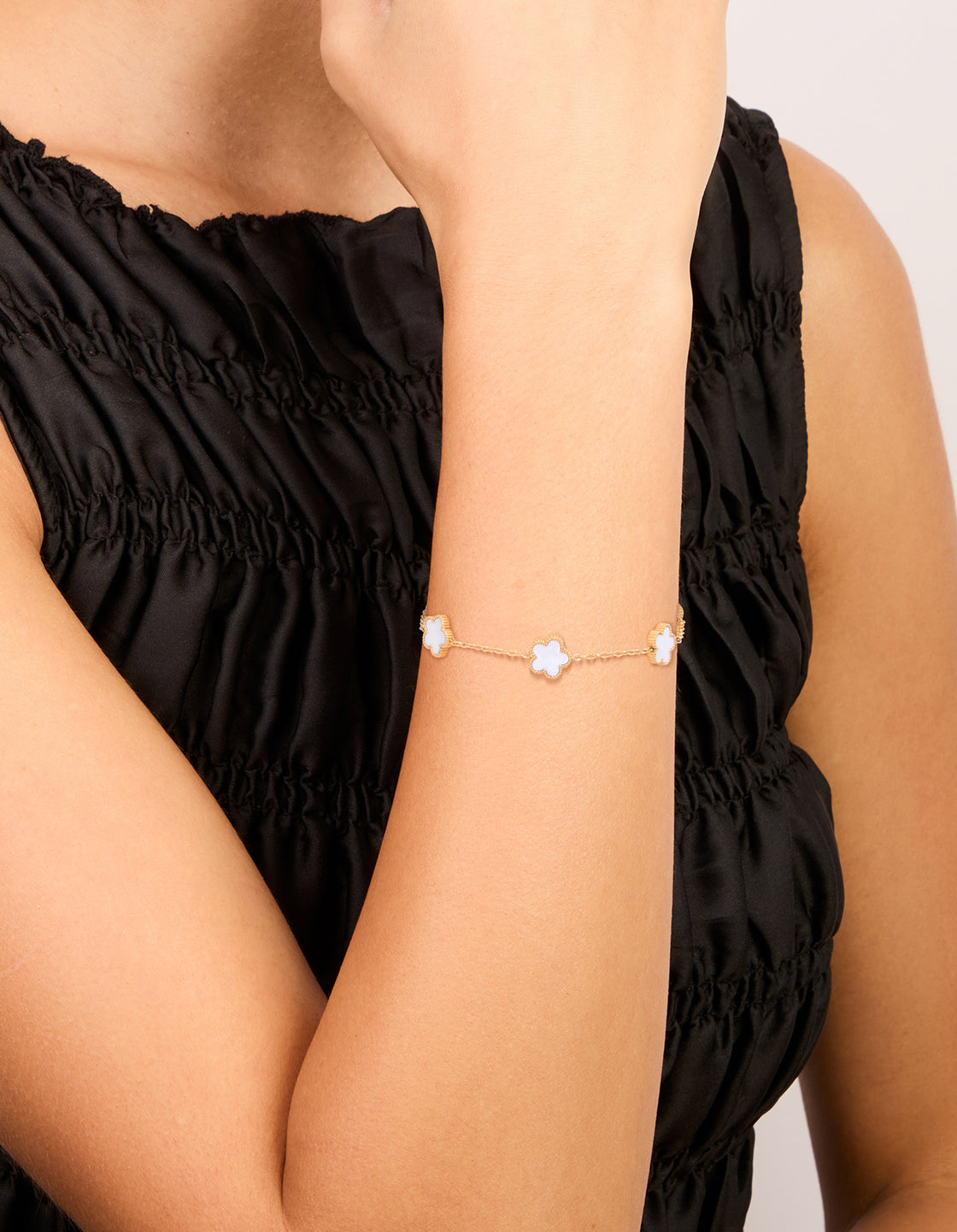 Waterproof Gold Plated Stainless Steel Flower Station Bracelet