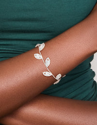 Silver Cubic Zirconia Multi Leaf Toggle Bracelet - link has visual effect only