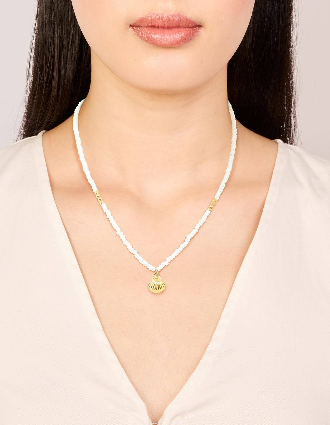 Waterproof Gold Plated Stainless Steel & White Beaded Shell Pendant Necklace