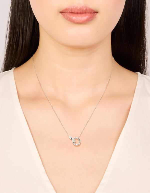 Waterproof Stainless Steel Textured Linked Circles Pendant Necklace