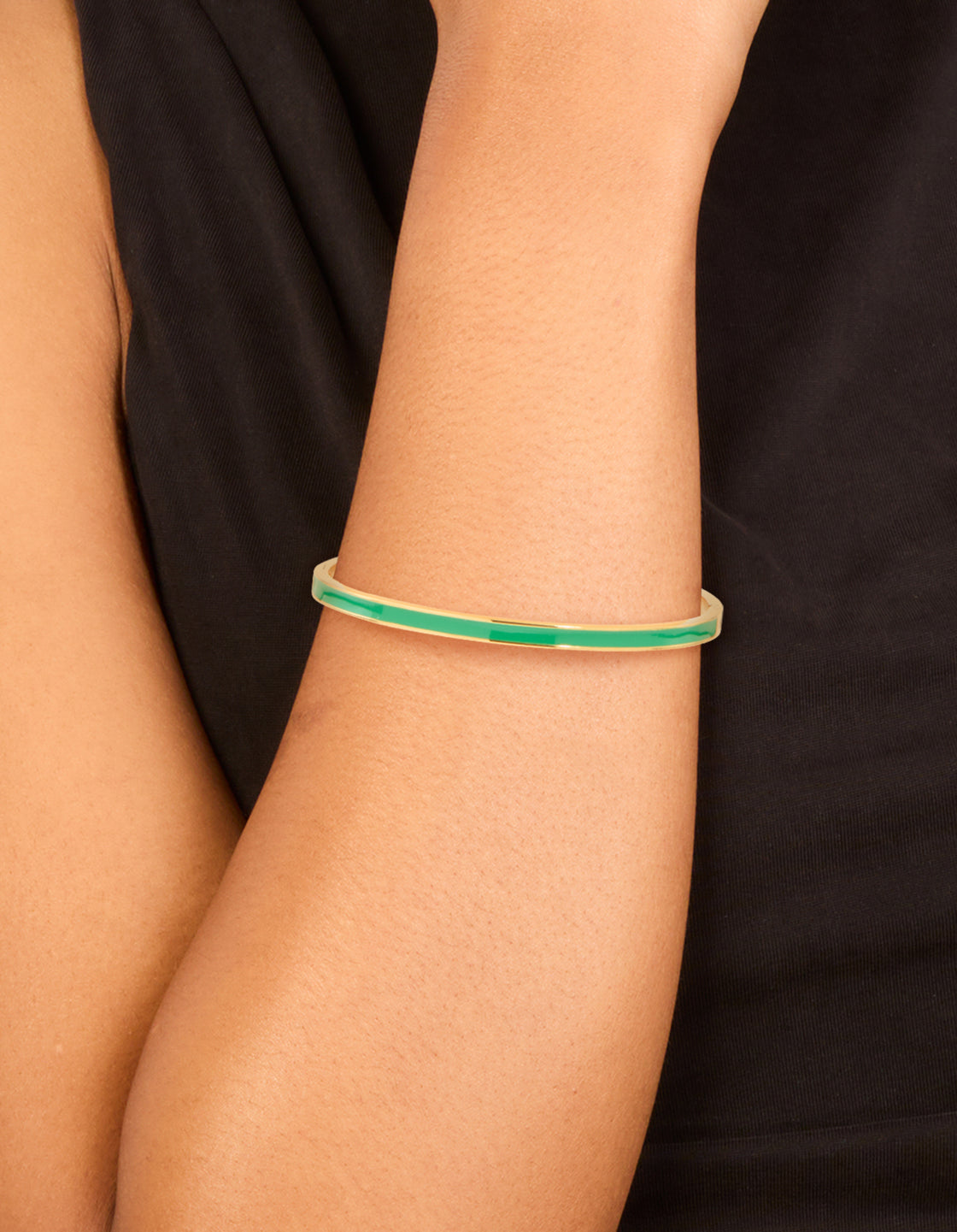 Waterproof Gold Plated Stainless Steel Thin Green Enamel Hinged Bangle