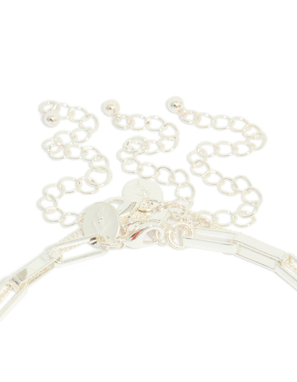 Designed with disc chain layered necklace in silver plated material and statement style clasp detail view