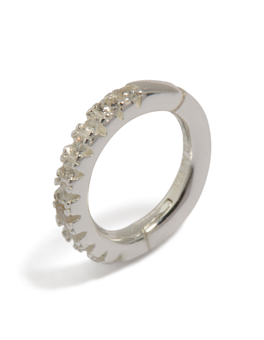 Showcases a sterling silver cubic zirconia clicker ring with huggie closure in chunky style detail view
