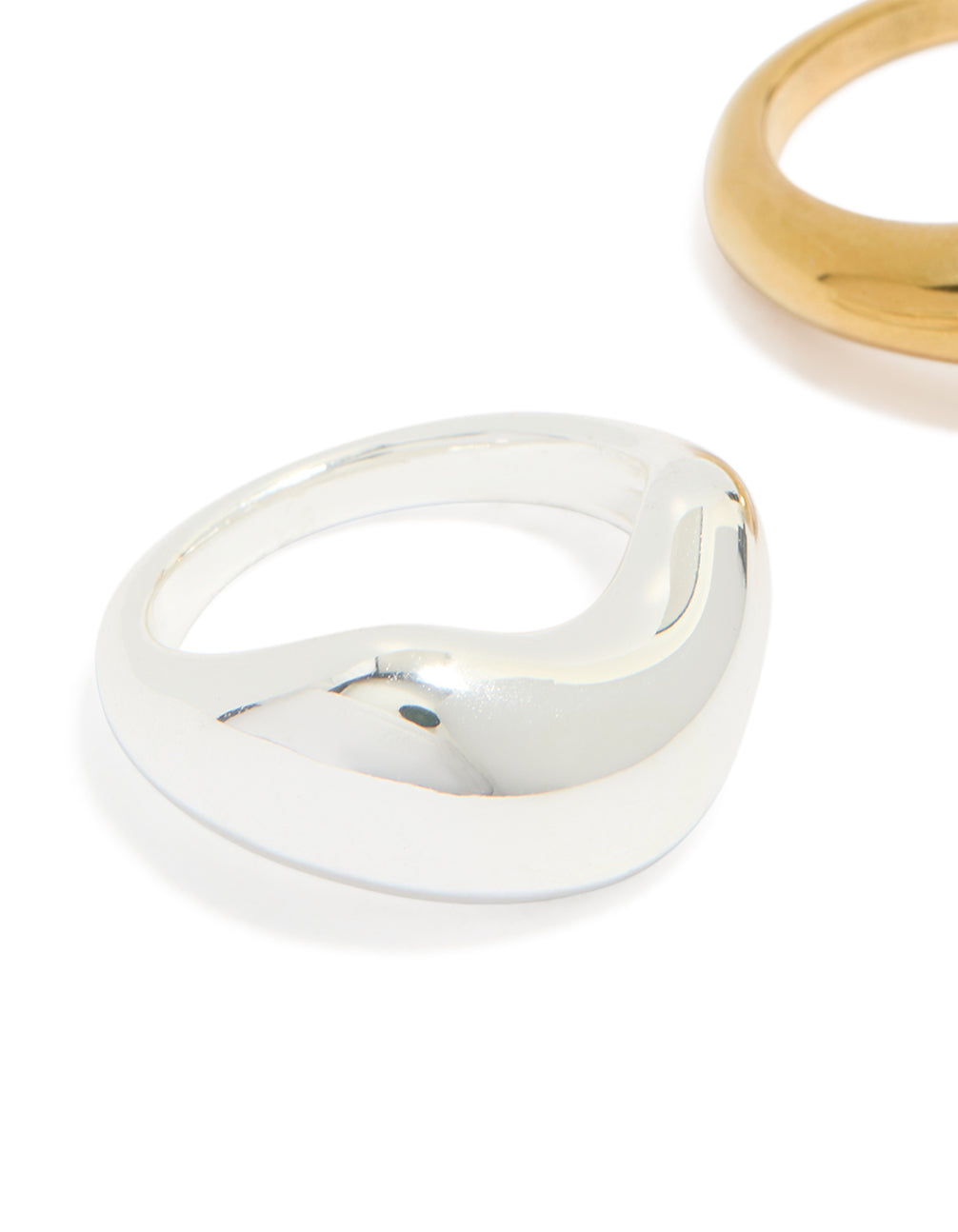 Crafted from waterproof gold and silver plated stainless steel organic bubble rings in a 2-pack close up view