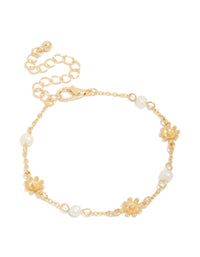 Gold Plated Freshwater Pearls & Daisy Charms Bracelet - link has visual effect only