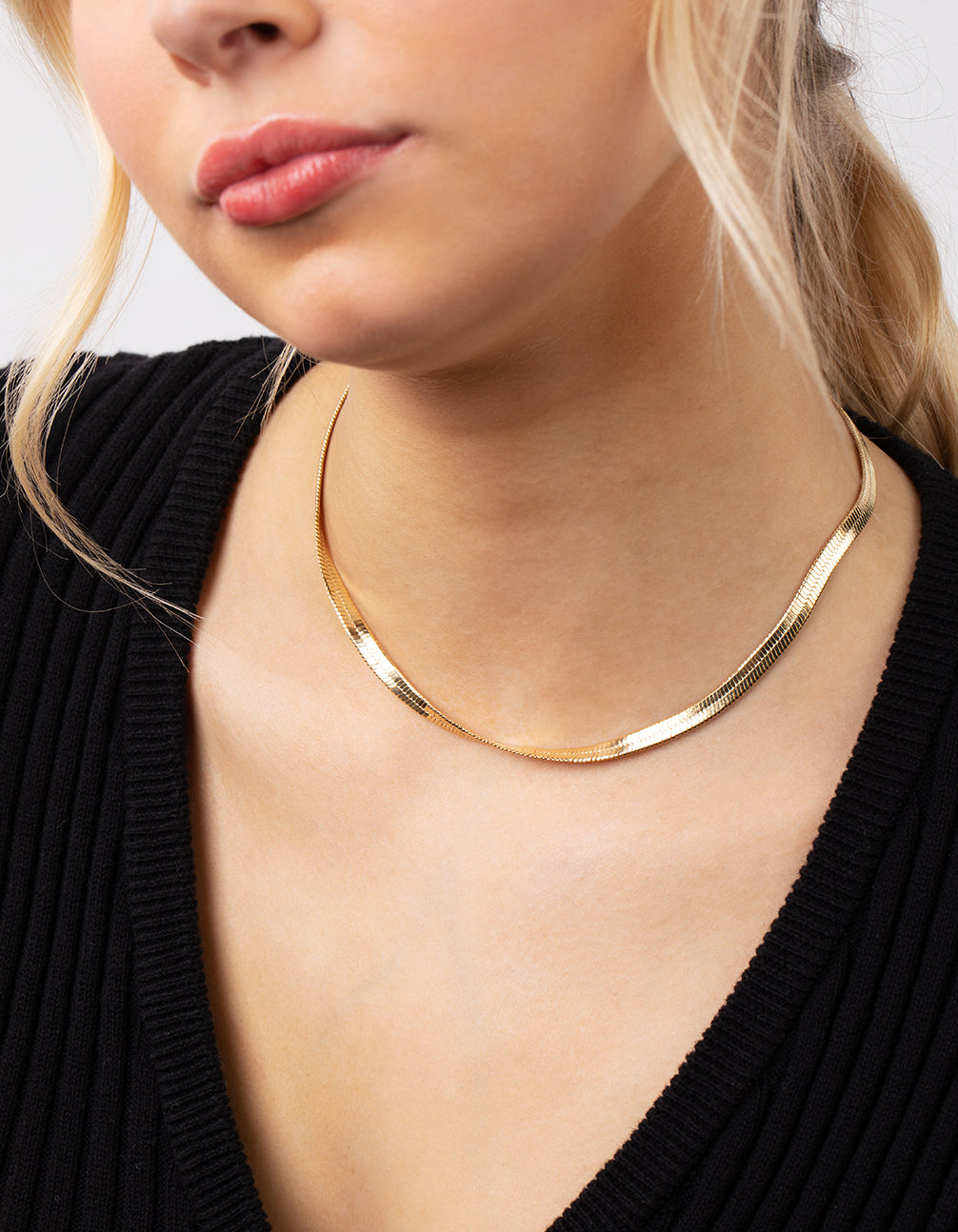 Gold Snake Chain, Thick Chain Choker, Thick Gold Necklace, Flat Chain  Necklace, Gold Herringbone Chain, Gold Chain, Thick Necklace in Gold - Etsy  | Collane a catena, Collane, Collana in oro