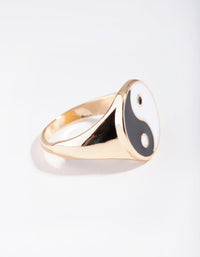 Gold Yin Yang Signet Ring - link has visual effect only